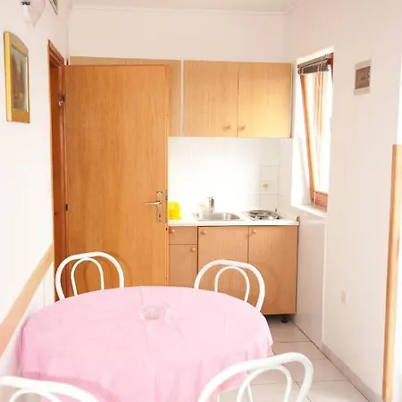 Apartment 5398a *