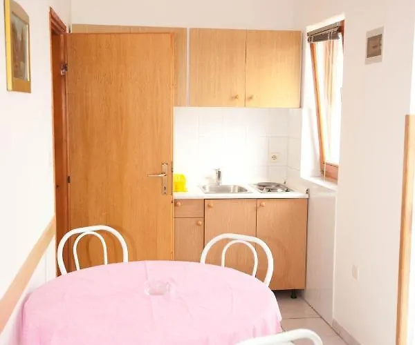 Apartment 5398a *
