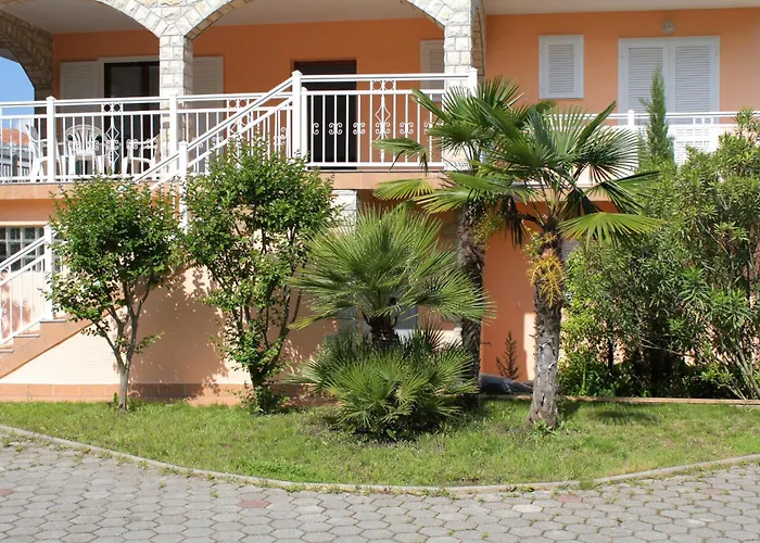 Apartment 5398a *